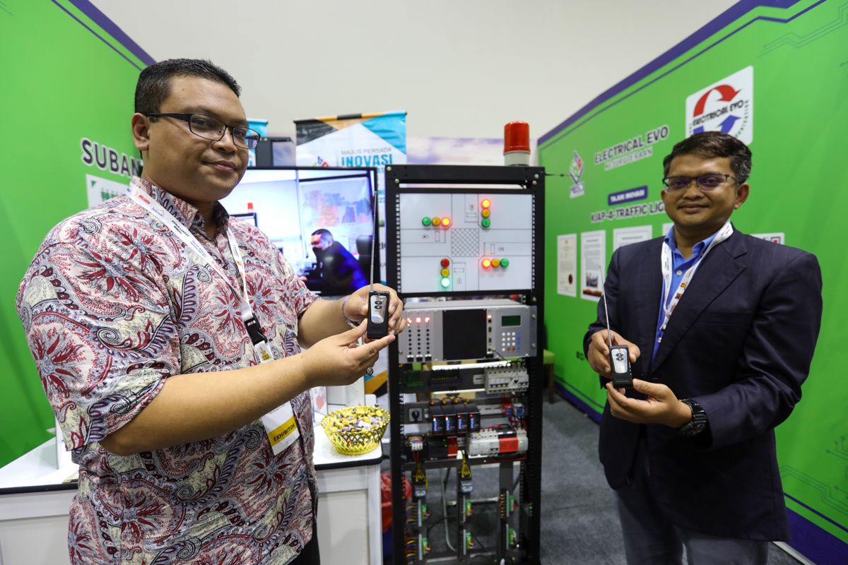 MBSJ cipta alat kawal lampu isyarat, mudahkan laluan kecemasan ambulans