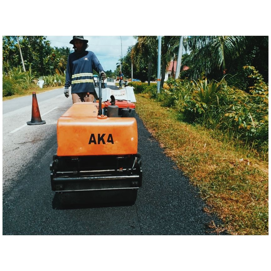 Lagi jalan diturap dalam tempoh 24 jam lepas adu di Twitter