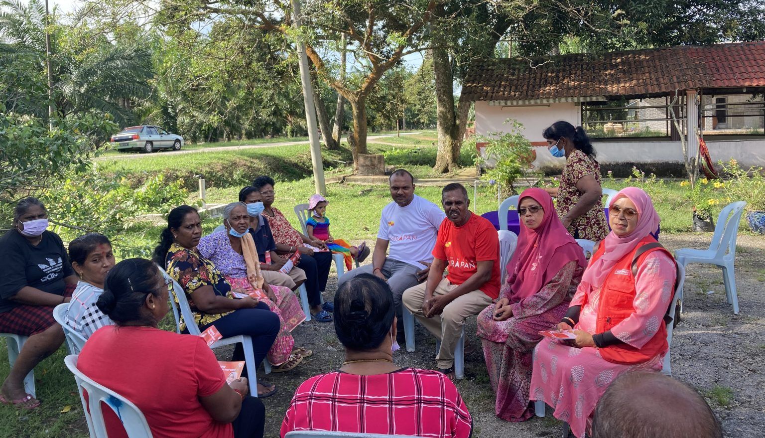 மக்கள் பிரச்சனைகளை அணுகுவதில் கனிவு- சிப்பாங் மக்களின் அபிமானத்தைப் பெறுகிறார் ஹராப்பான் வேட்பாளர்