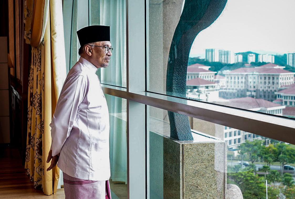 Anwar: Menteri perlu elak membazir, fokus usaha ringan beban rakyat