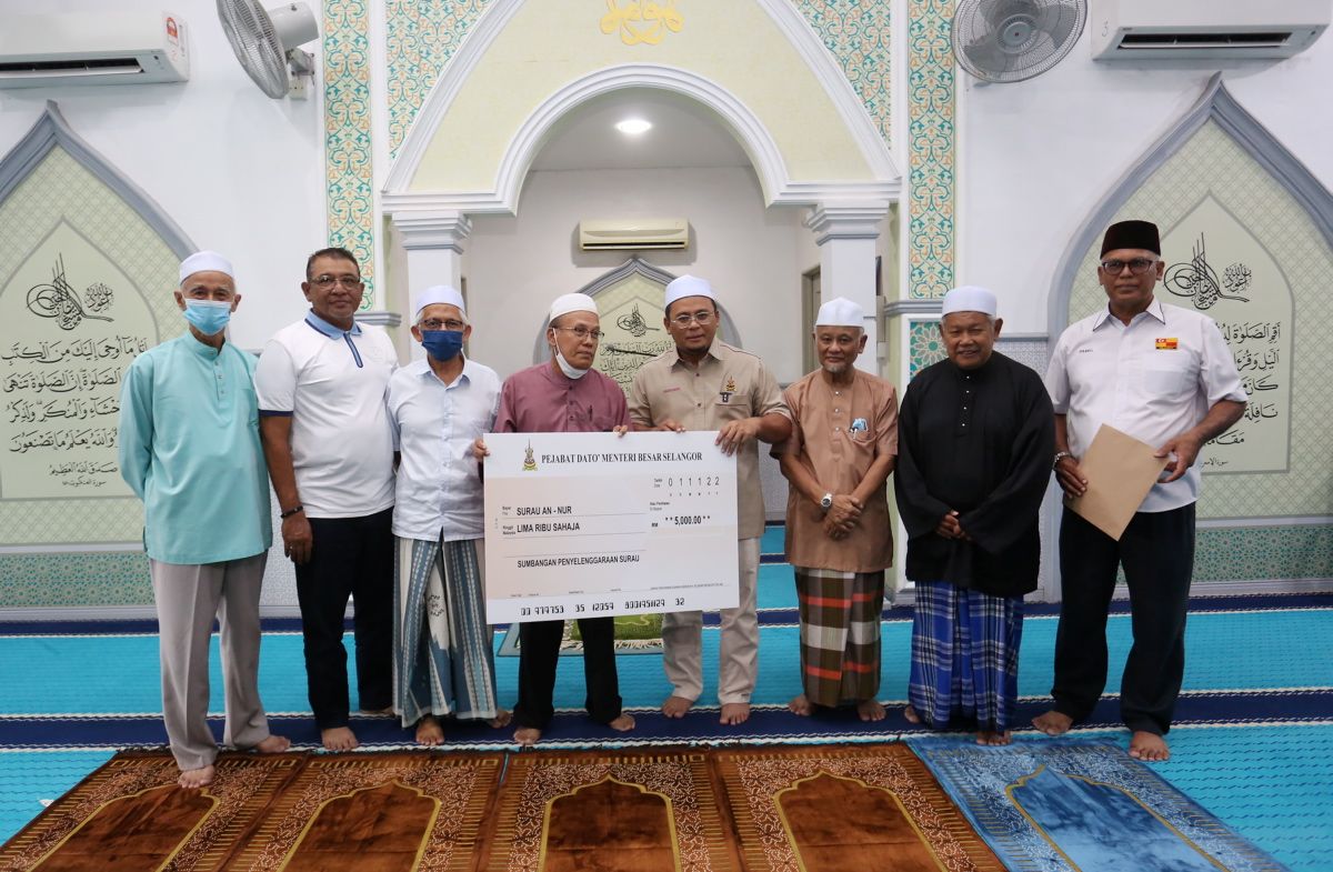 Sumbangan RM5,000 ringan beban baik pulih surau An-Nur