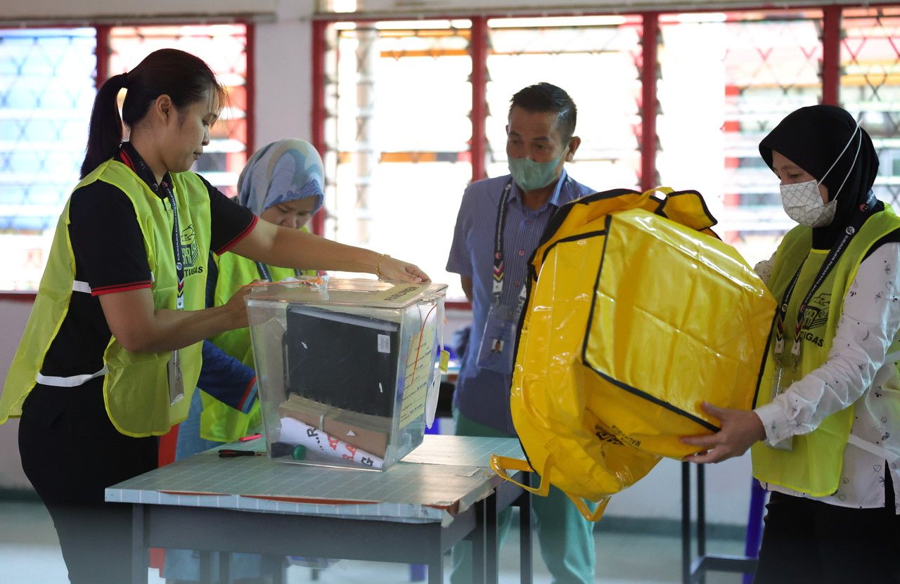 大选：逾20万选民今投票    选出222国会议员