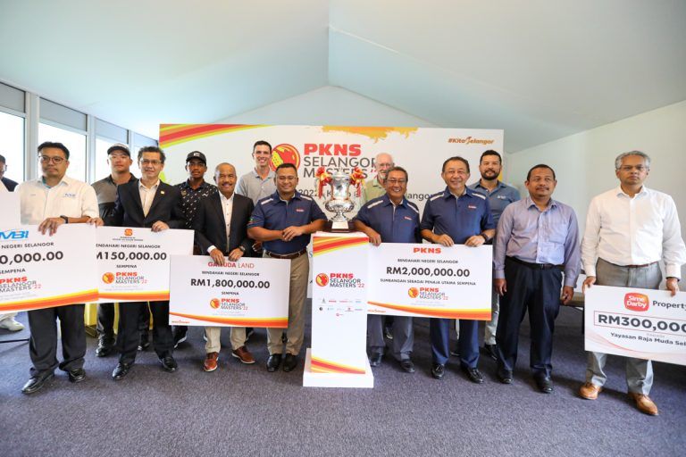 雪大臣：体育旅游积极进行 复苏经济活动