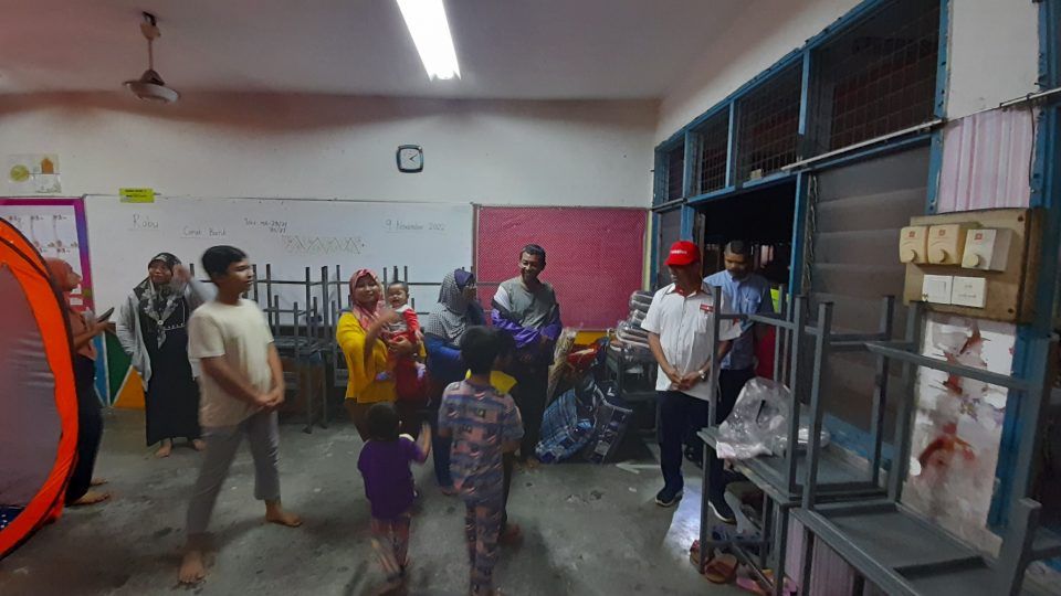 末沙布促无论谁当选 务必关注水灾问题