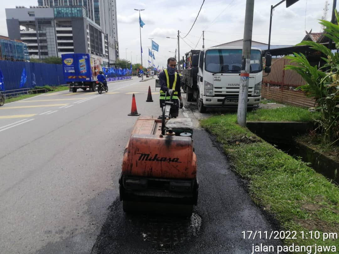 Infrasel turap jalan dalam tempoh 24 jam selepas terima aduan