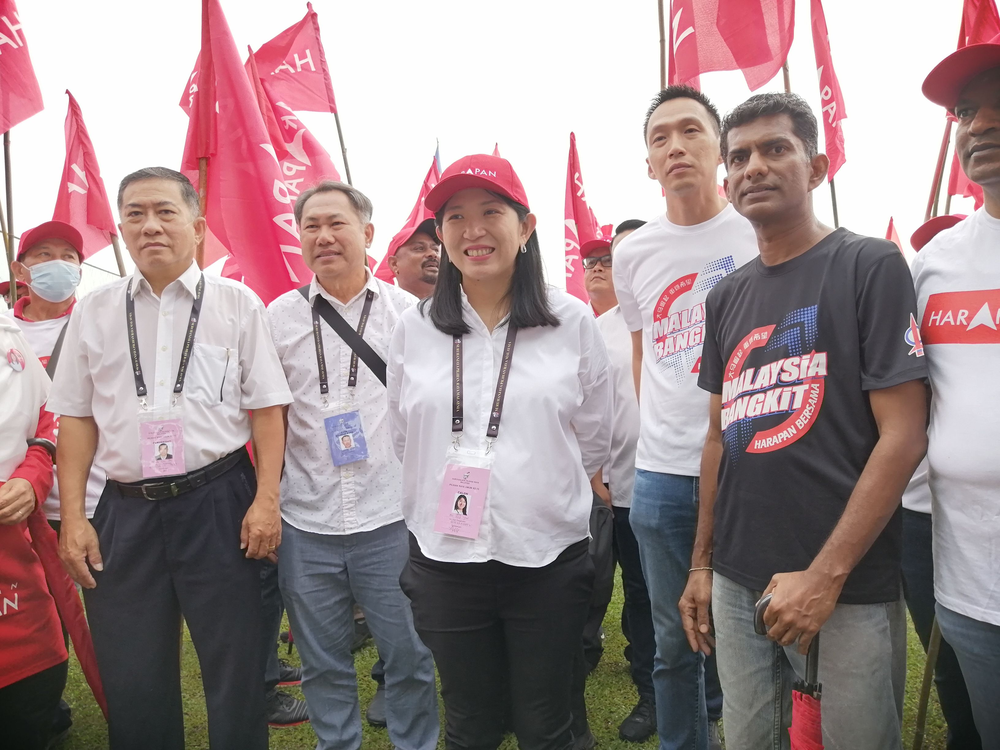 蒲种国席提名站早上迎来4派人马 选举气氛开始热起