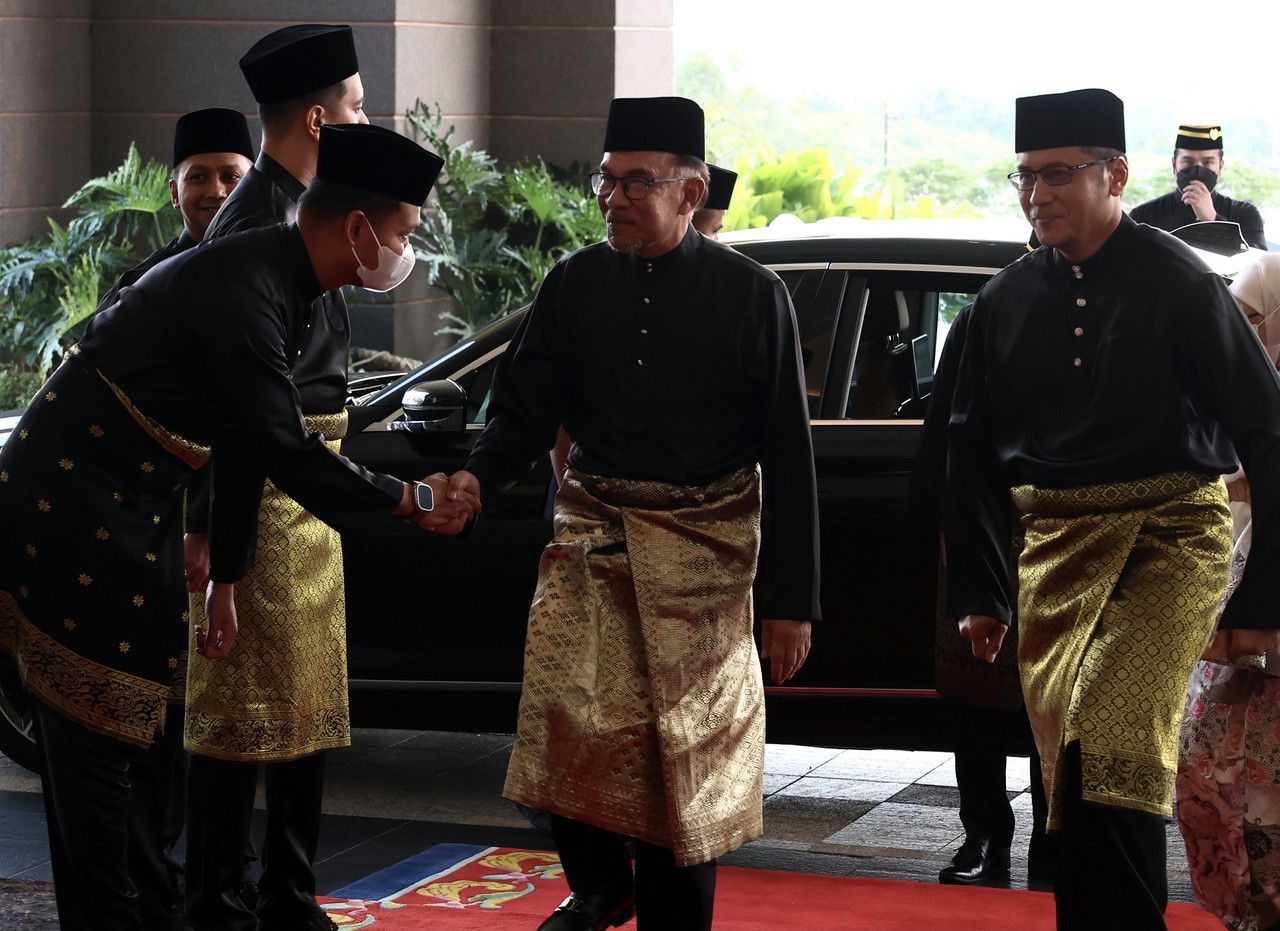 From finance and deputy prime minister, two decades later Anwar becomes the new Prime Minister