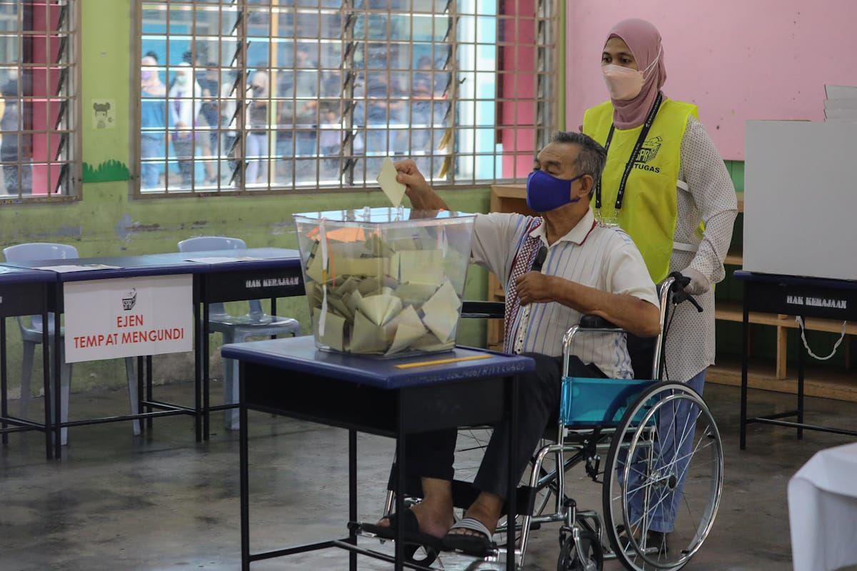 适耕庄.新古毛.双溪比力选情告急  欧阳捍华吁游子选民齐投票保希盟