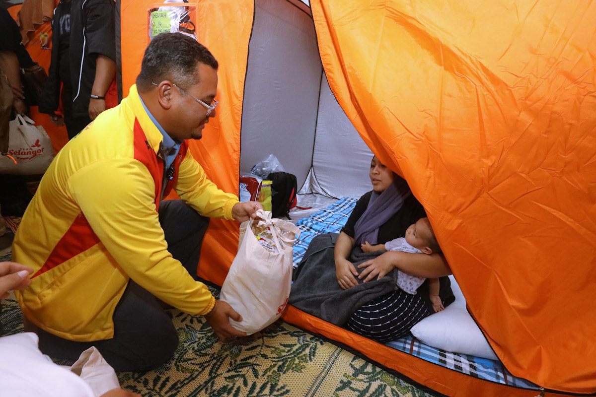 211 mangsa banjir ditempatkan ke tiga pusat pemindahan di Klang