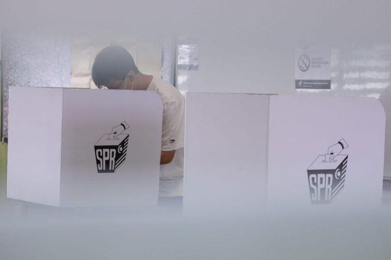 警方于投票日捕5人 开219档案调查