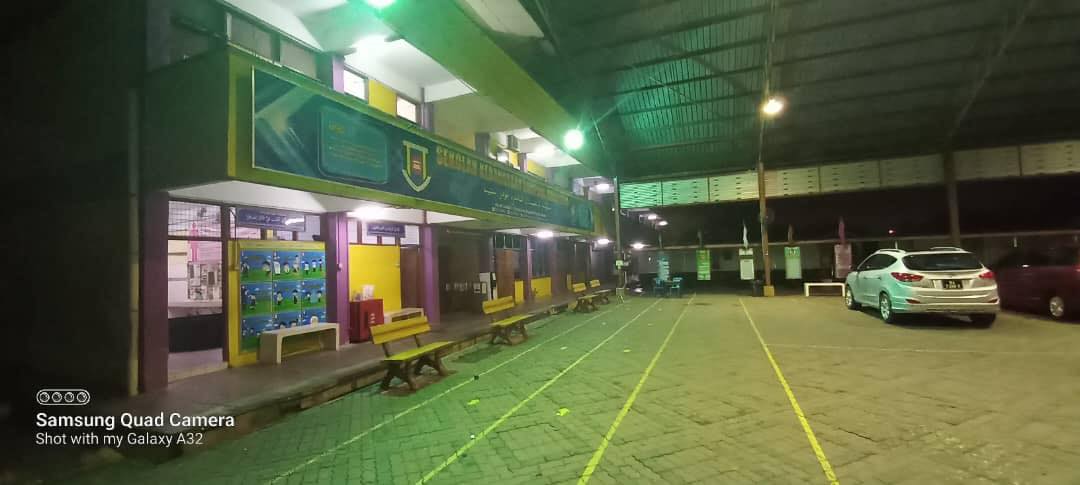 Eight rescued in flood-hit Kampung Johan Setia in Klang
