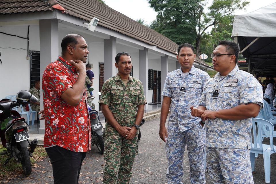 提前投票日：双溪毛糯截至中午 超过千人投票