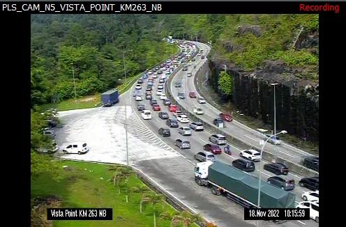 大道佳节车流辆料达230万辆   塞车黑区路肩拟充作额外车道