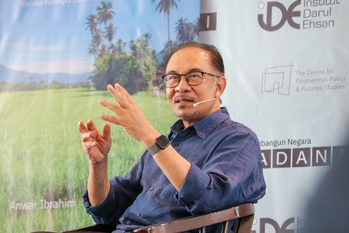 Anwar’s book inspired by personal political wisdom, knowledge