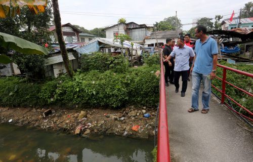 阿米鲁丁积极跑选区 聆听人民的声音与问题