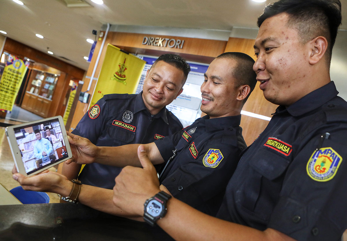 Selangor announces another 1.5 month’s bonus for civil servants