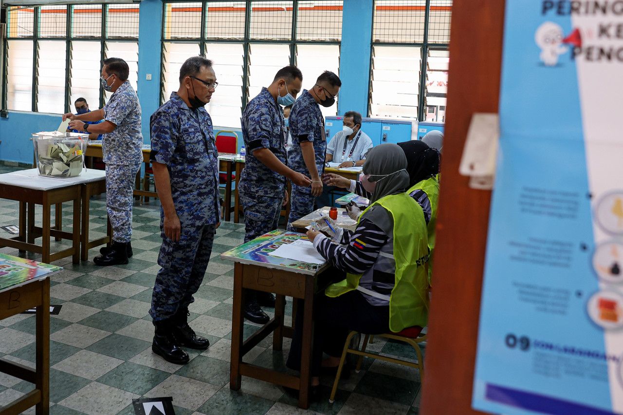 逾3万9000陆军及配偶 下月8日提前投票