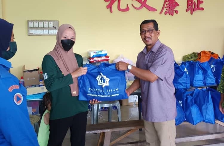 Yide hulur bantuan kepada 58 mangsa banjir di Kuala Selangor