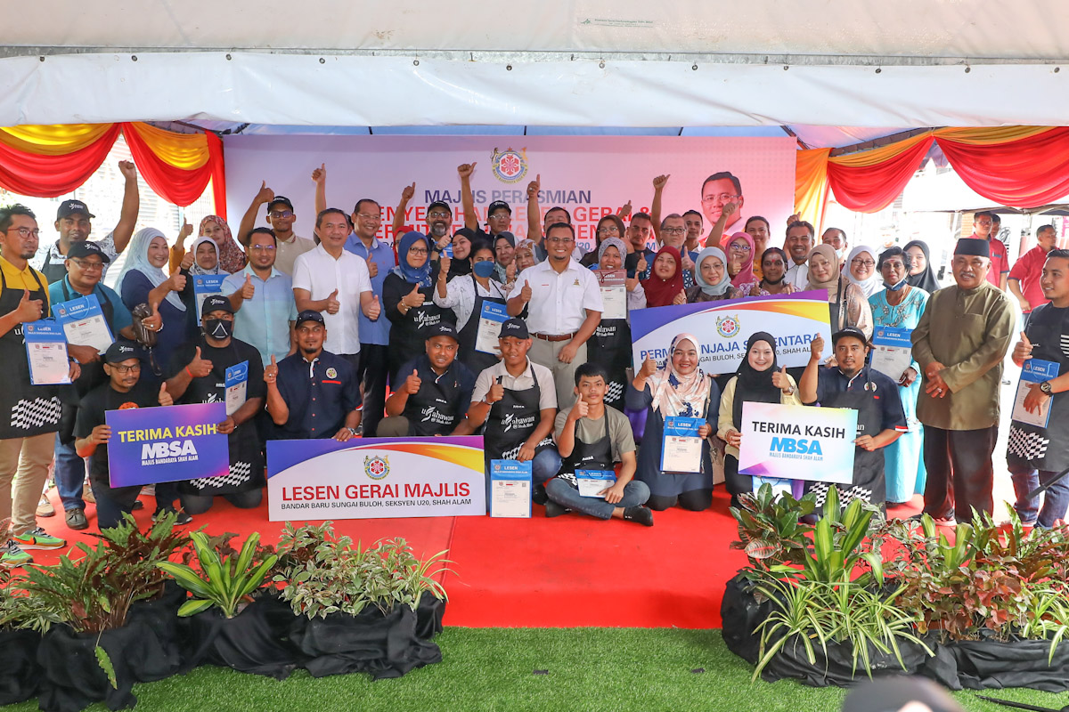 MB serah permit niaga sementara, bantu rakyat bangkit selepas PKP