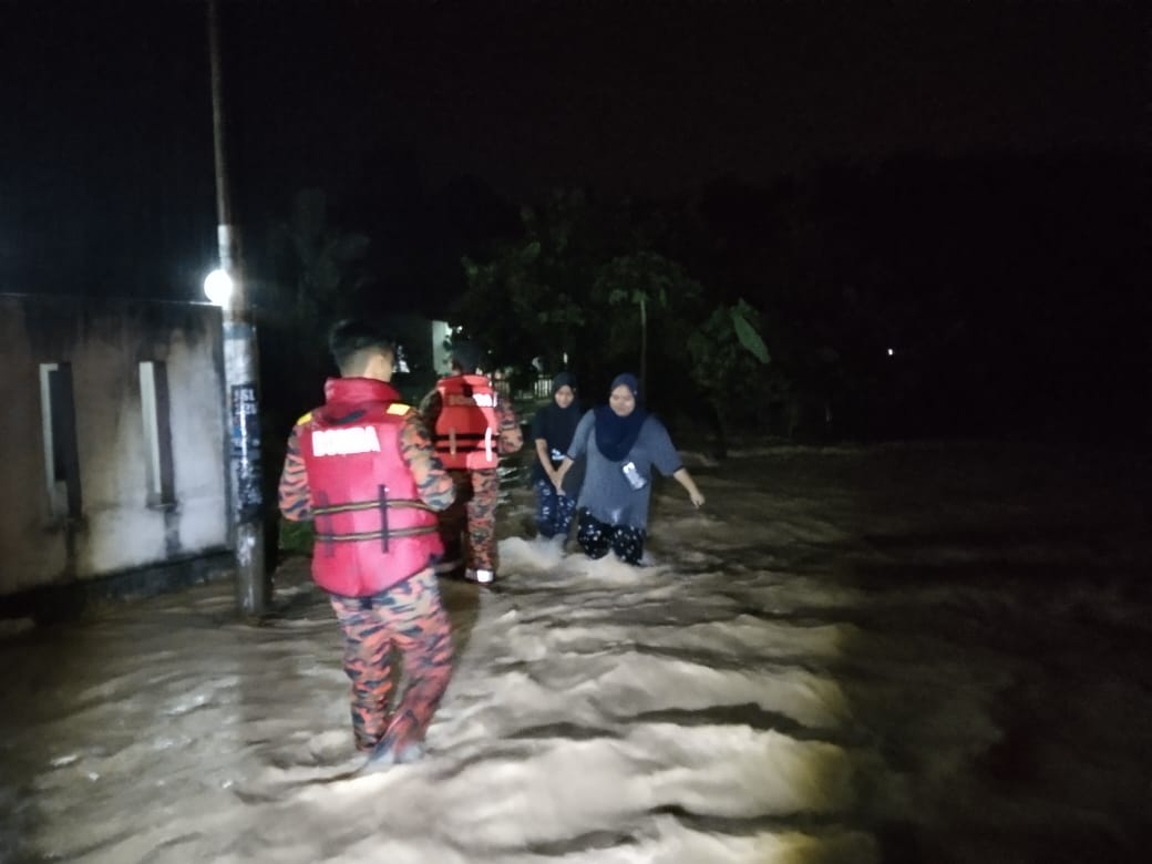 Bah di Selangor, lebih 800 mangsa ditempatkan ke tujuh pusat pemindahan