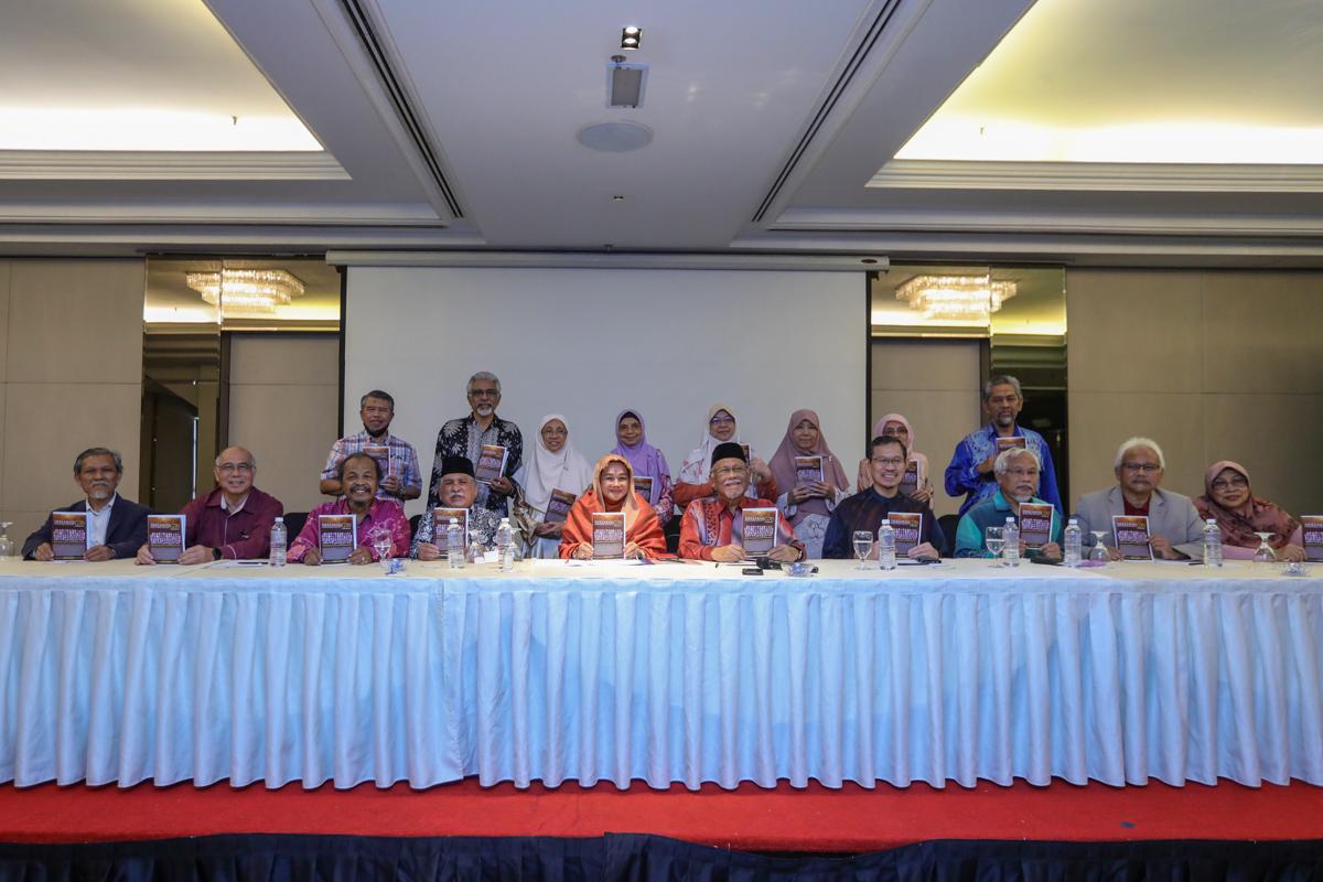 70 profesor Melayu sokong HARAPAN, pilih Anwar calon PM