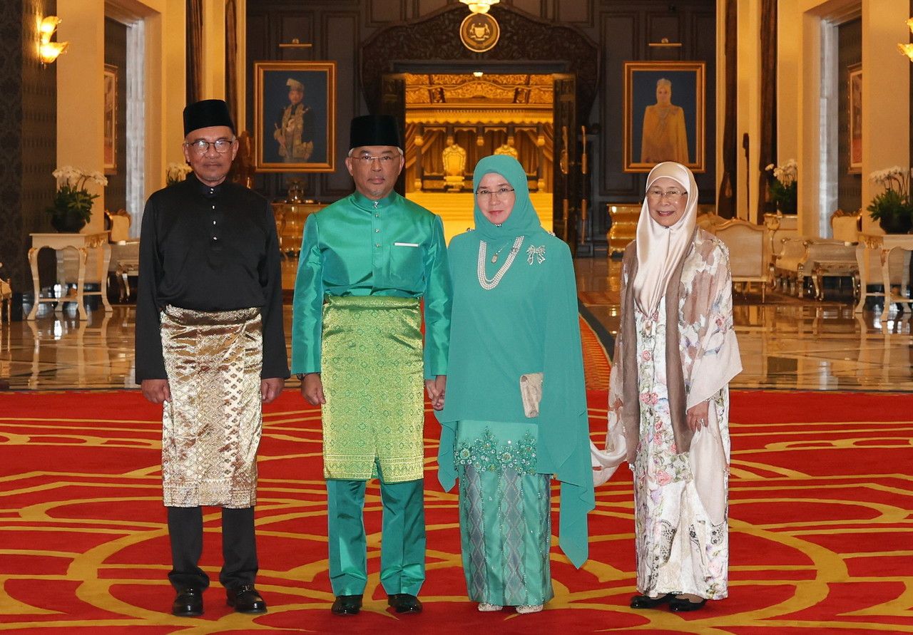 PM Anwar welcomes all parties to conditionally join unity govt