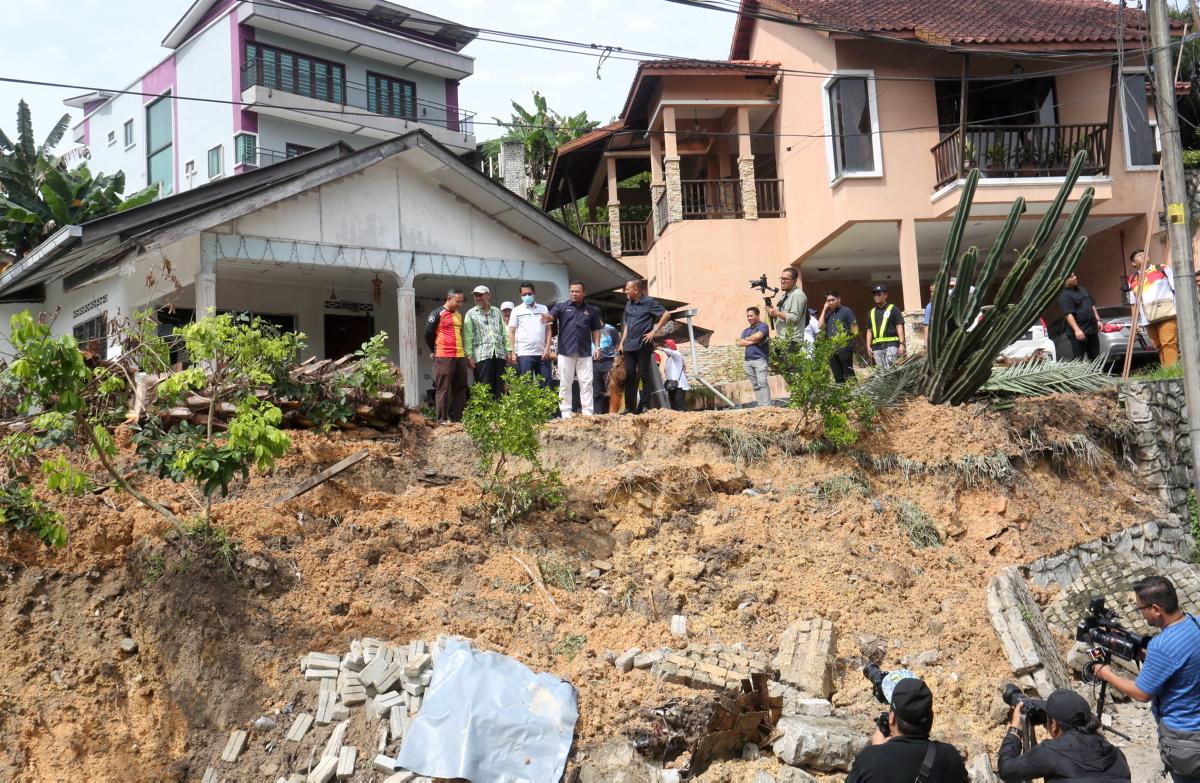 Tanah runtuh di Kampung Sungai Pusu, MPS pantau situasi elak kejadian buruk
