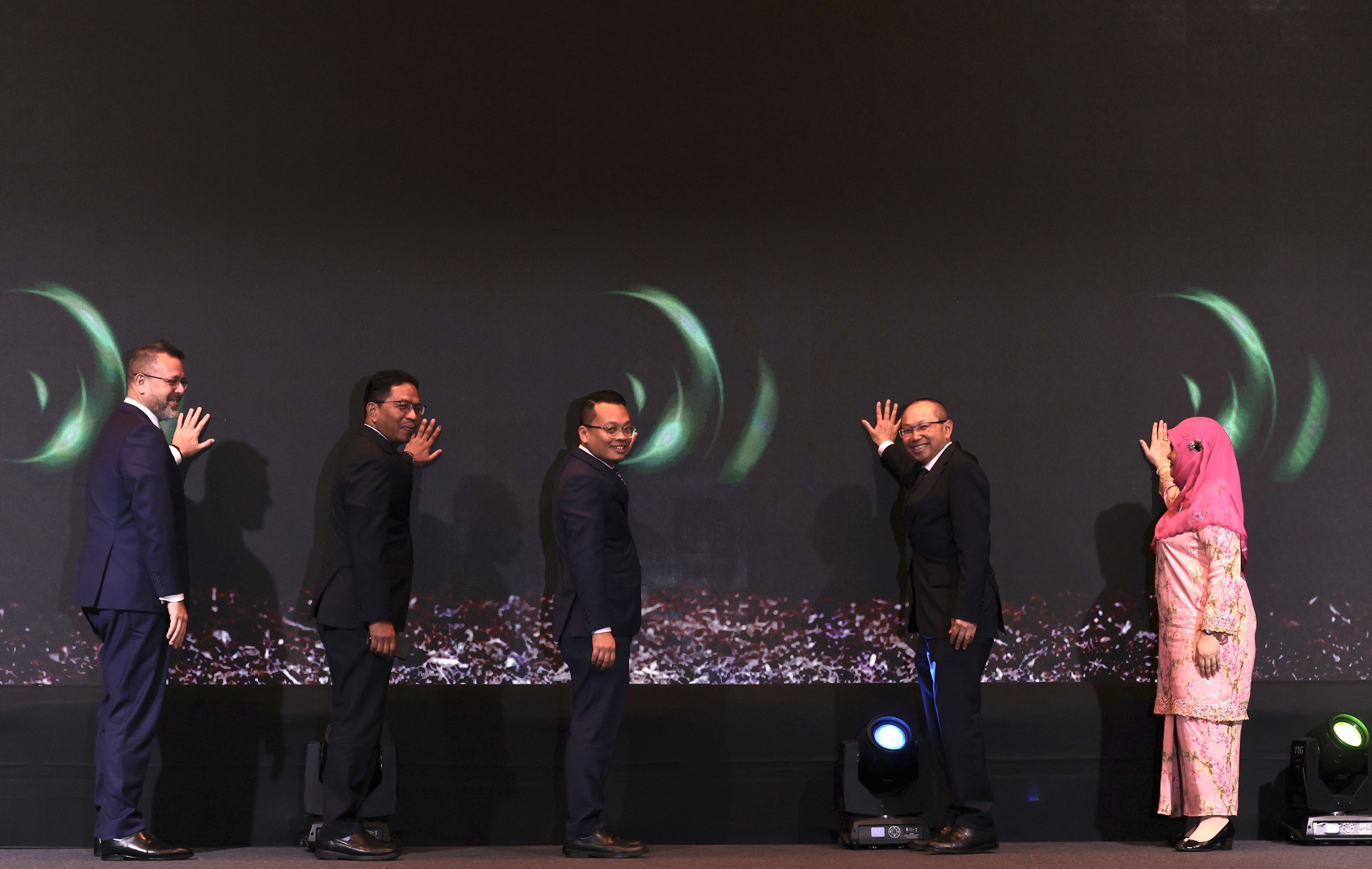 致力落实气候行动 大马力求减碳排量