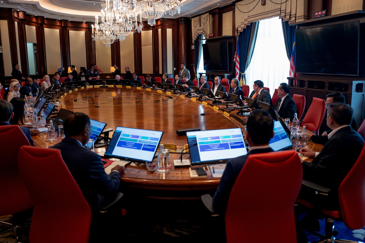 Consensus decision-making key factor strengthening Anwar's unity government