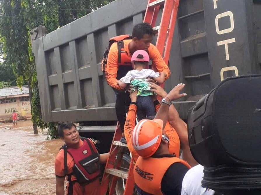 Death toll in Philippine floods rises to 25