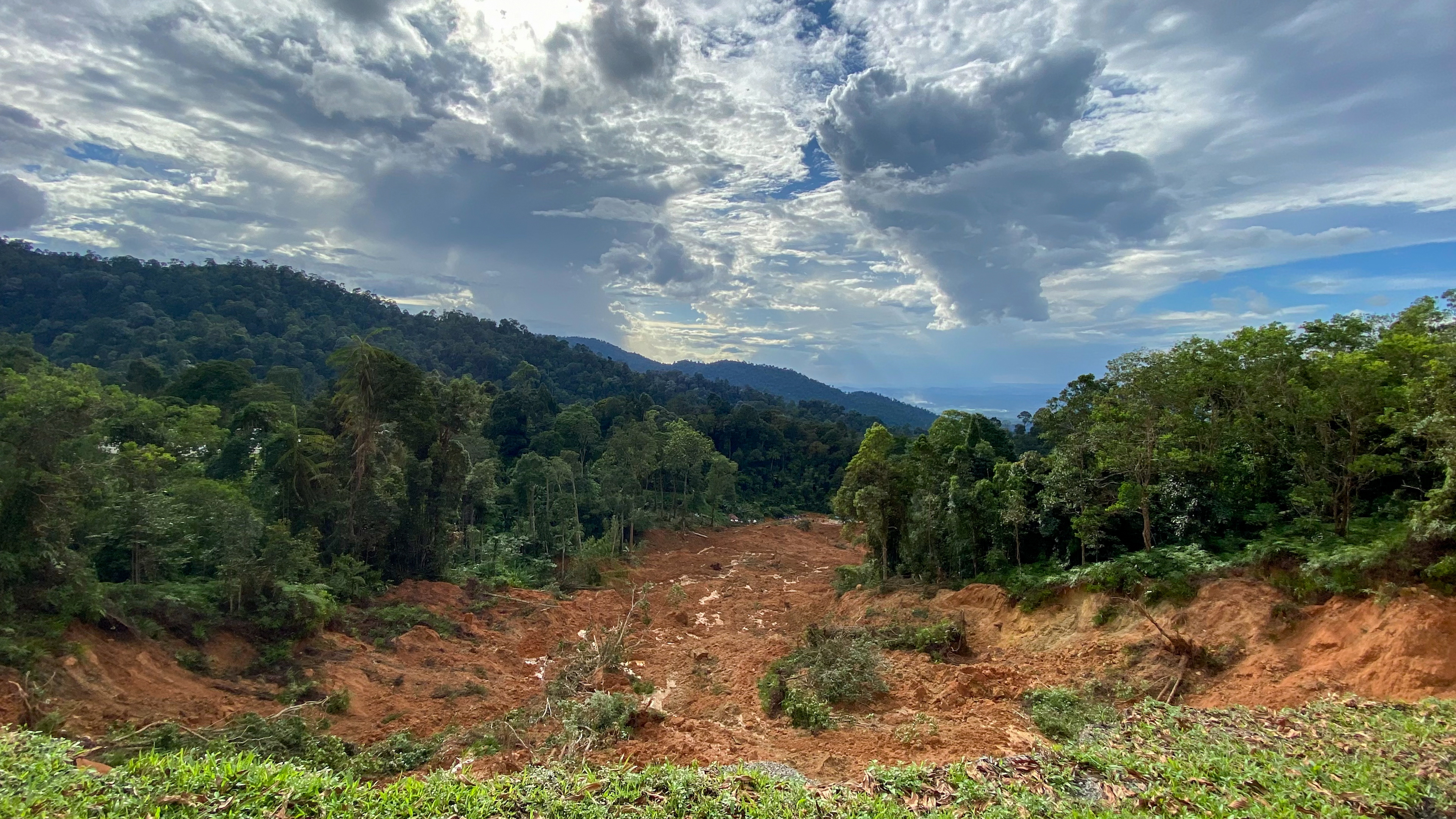 No forestry activities, landslide occurs due to slope failures — Selangor Forestry Department