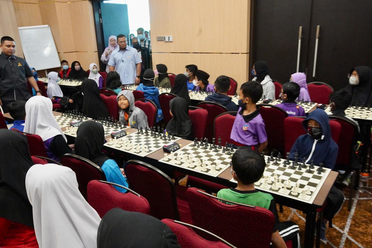 ADN dan swasta digesa taja, sukan tradisional bantu perkembangan kanak-kanak