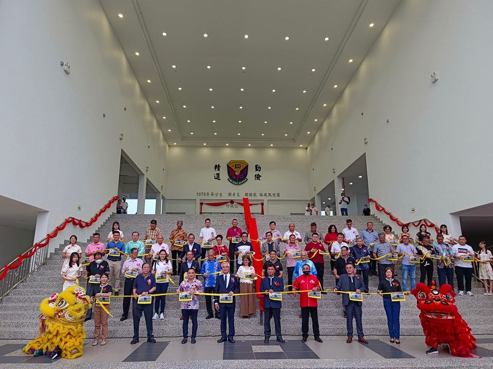 适耕庄育群华中综合大楼启用 造福师生