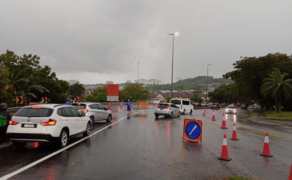 加里尔高峰居民受促忍耐 水管埋植工作即将完工