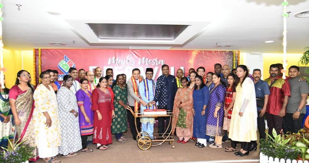 சுபாங் ஜெயா மாநகர் மன்றத்தின் தீபாவளி உபசரிப்பு இரு ஆதரவற்ற இல்லங்களுக்குத் தலா 1,000 வெள்ளி நிதியுதவி