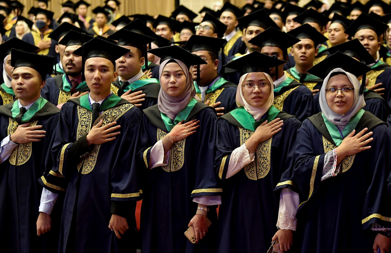 Applications for IPTA, IPTS tuition fee assistance for B40 Indian students are open today
