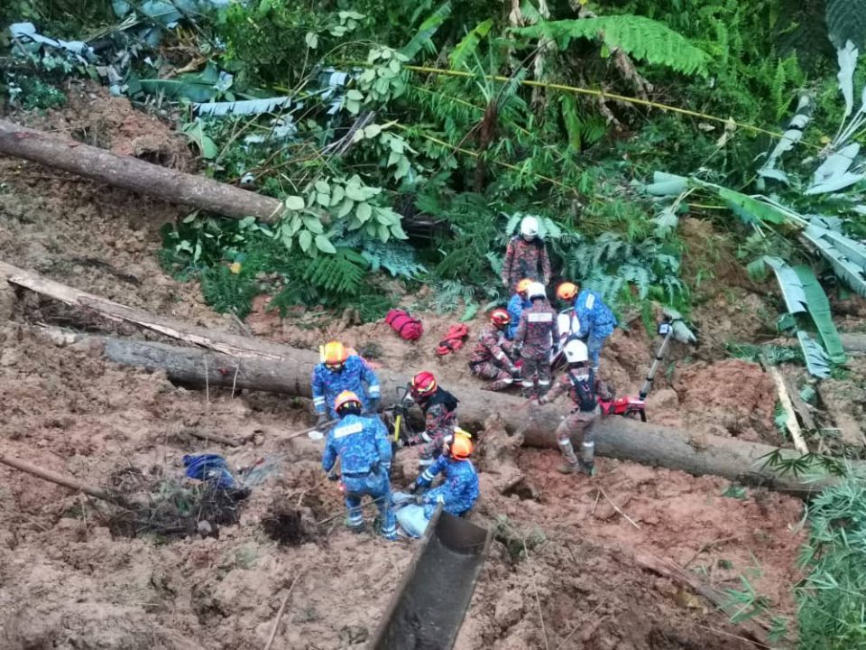 37 people rescued at campsite near Gohtong Jaya due to landslide