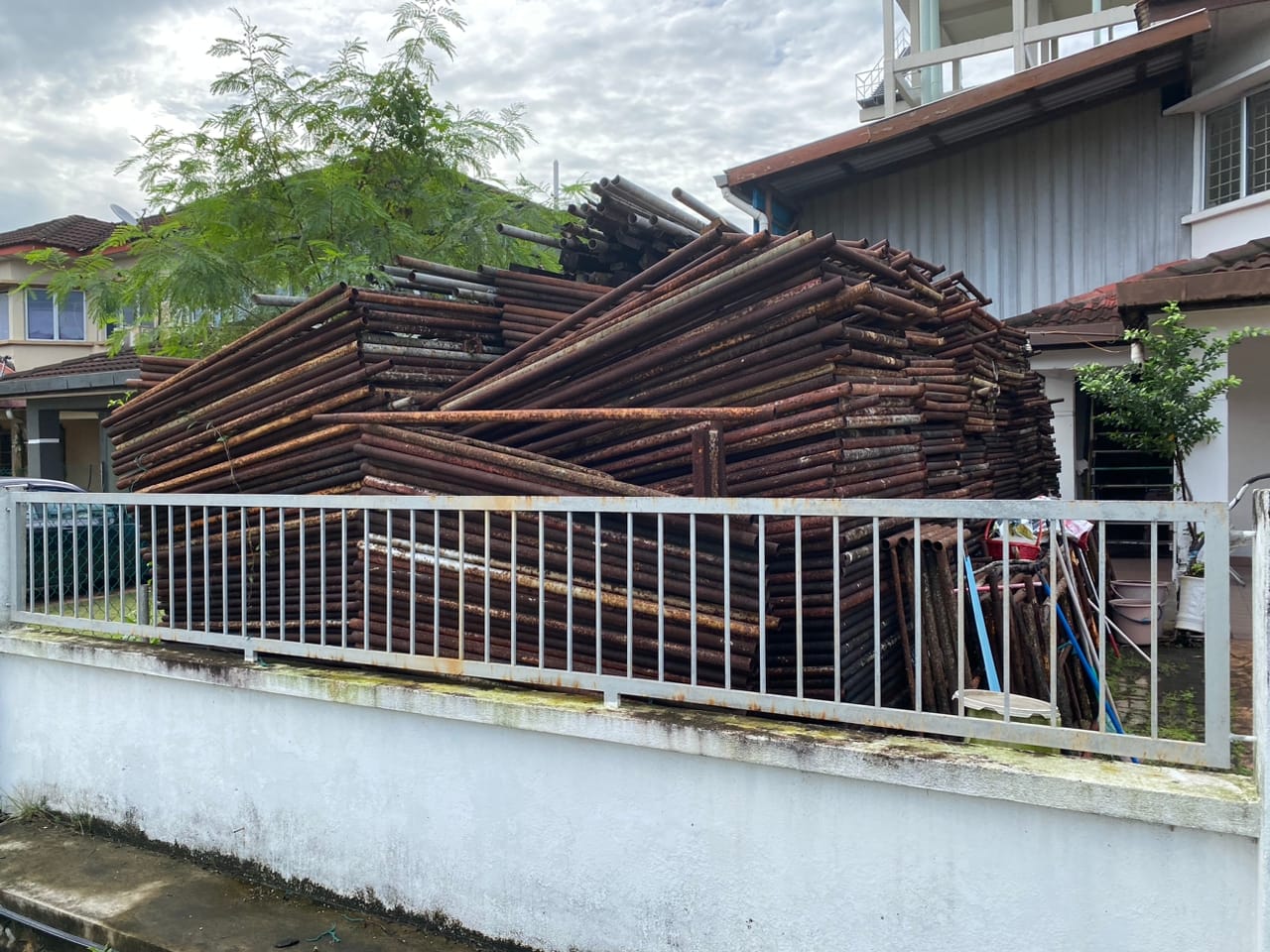 MPK selesai 163 aduan kejiranan, terbaharu kes timbunan perancah besi di halaman rumah
