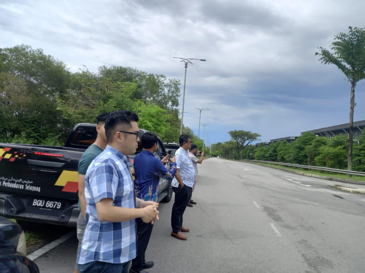 蔡伟杰促发展商移交产权 以便市会介入维修路灯路面