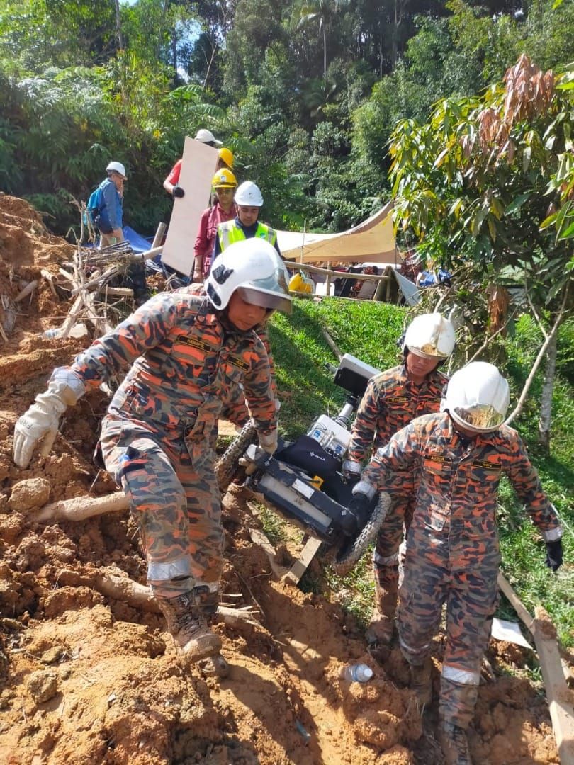 峇冬加里土崩： 搜救迈入第6天 续搜寻8失踪者