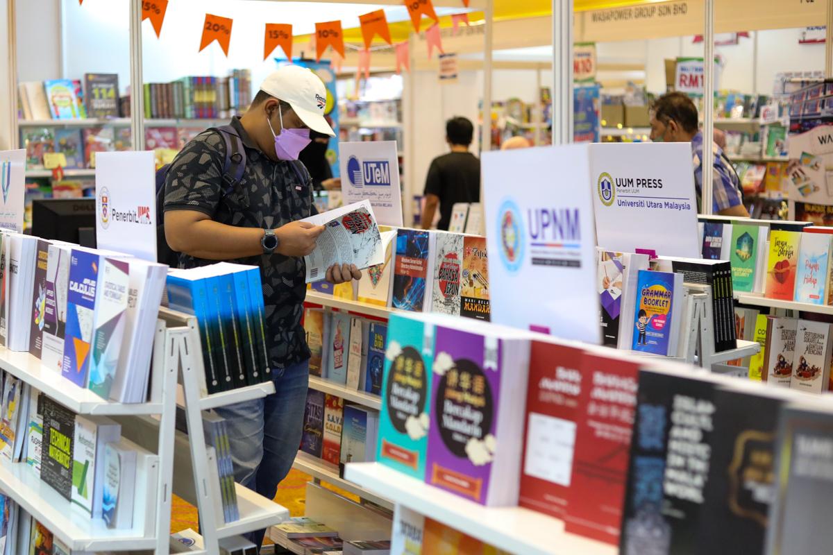 Tawaran diskaun, banyak pilihan tarik pengunjung ke Pesta Buku Antarabangsa Selangor