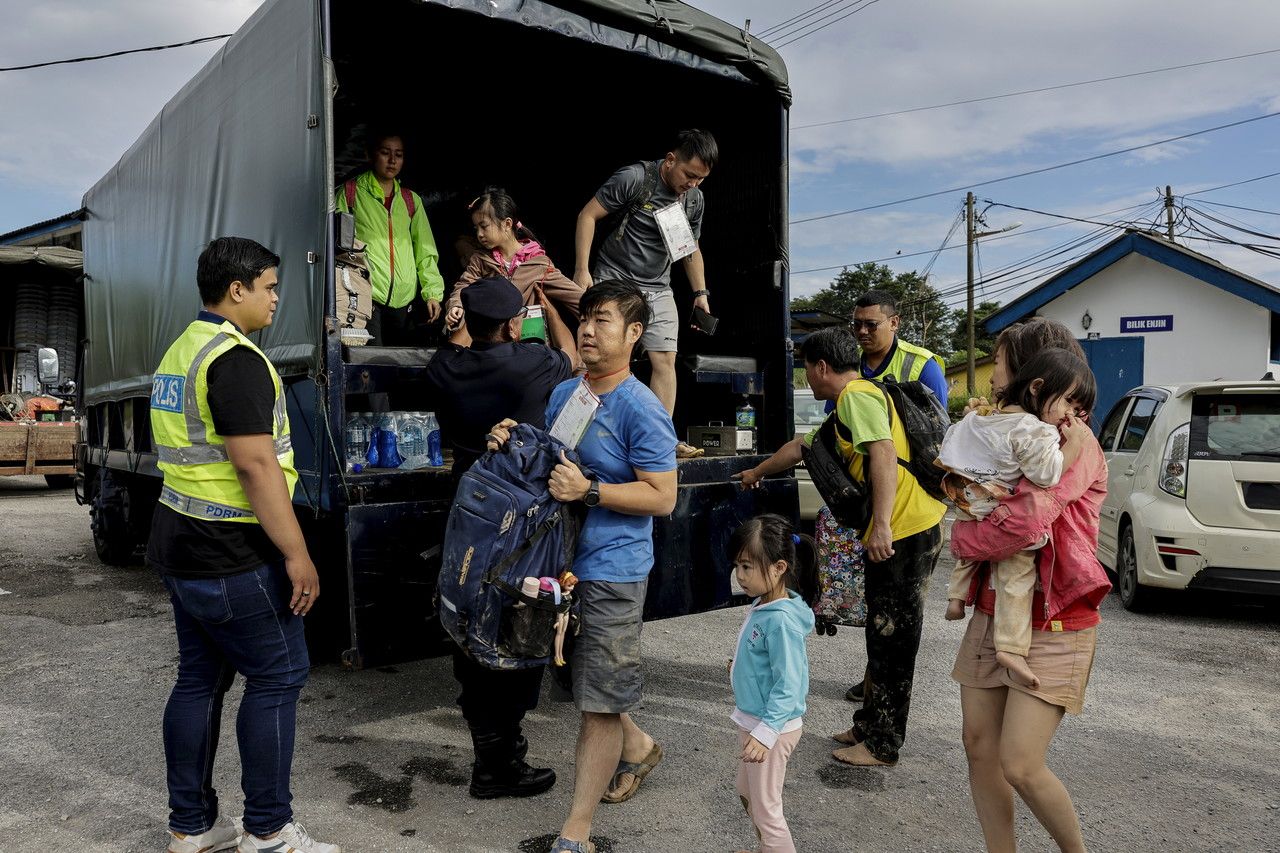 PM arah misi selamatkan mangsa tanah runtuh secara rapi, sistematik