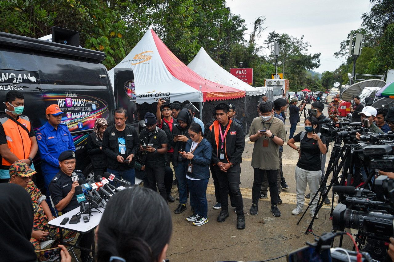 峇冬加里土崩：  援引2法令调查   警方传召更多人士助查