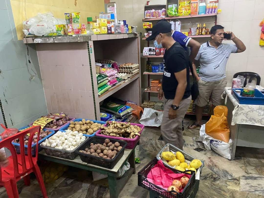 மேருவில் அந்நிய நாட்டினரின் வியாபார மையங்கள் மீது அதிரடிச் சோதனை- பொருள்கள் பறிமுதல்