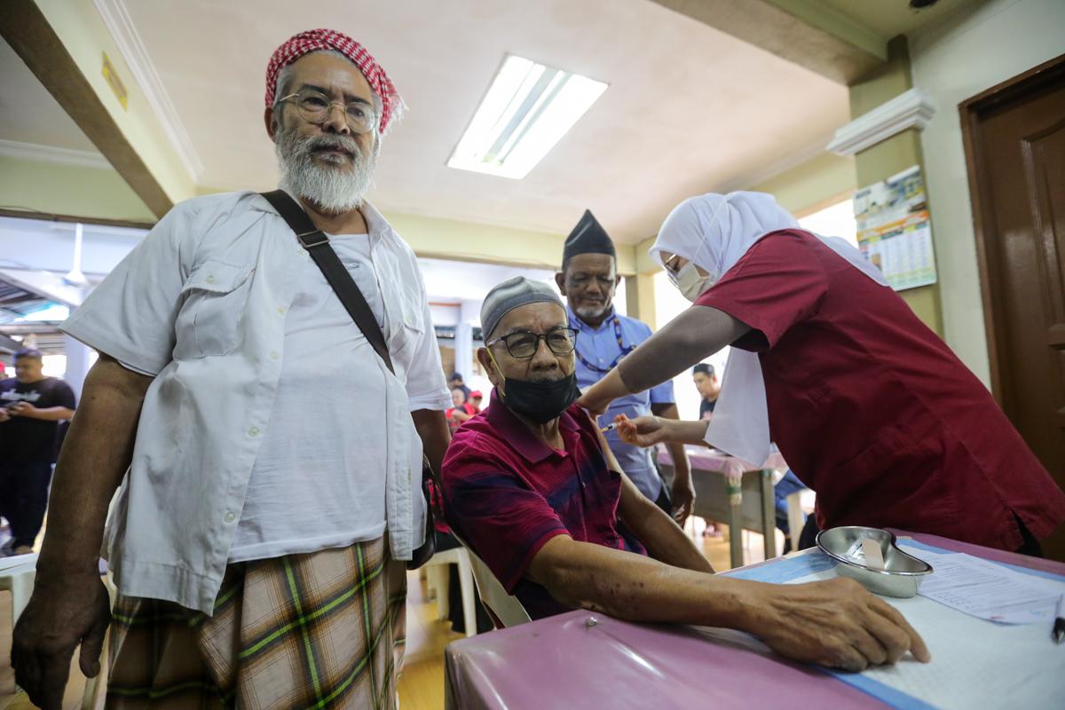 Free pneumococcal, influenza vaccines for senior citizens in Subang Jaya