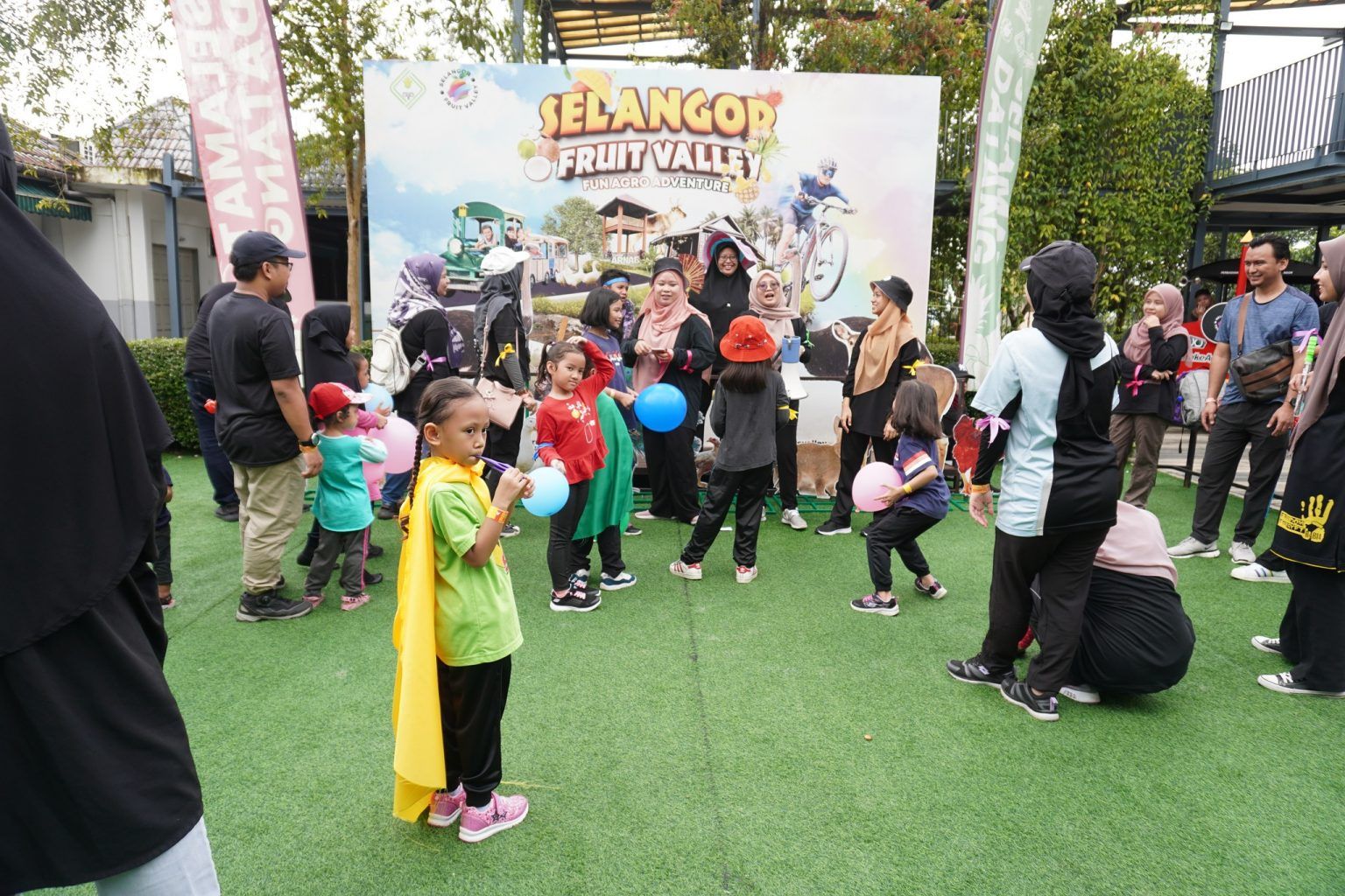 சிலாங்கூர்  புரூட் வெளியில் புதிய கவர்ச்சிகள்  கமாண்டோ-ஸ்டைல் ஷூட்டிங் ,எக்ஸ்ட்ரீம் ஷூட்டர்  விளையாட்டுகள்