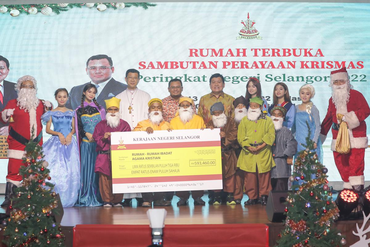Negeri agih lebih RM500,000 bantu 55 rumah ibadat sempena Krismas