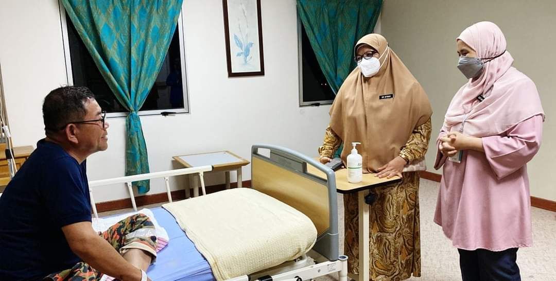 土崩连日搜救工作太累  雪消拯局局长累倒中风！