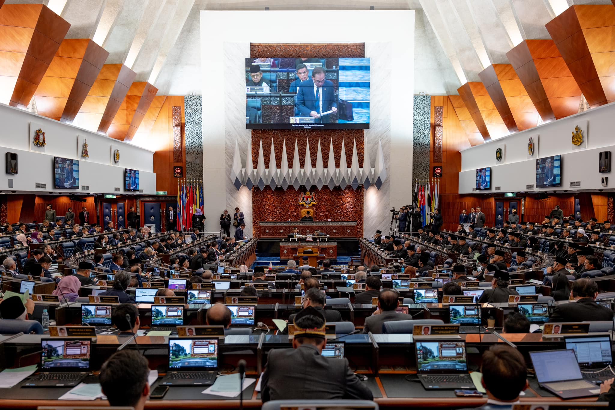 'Fixed parliamentary term crucial to safeguard people's mandate'
