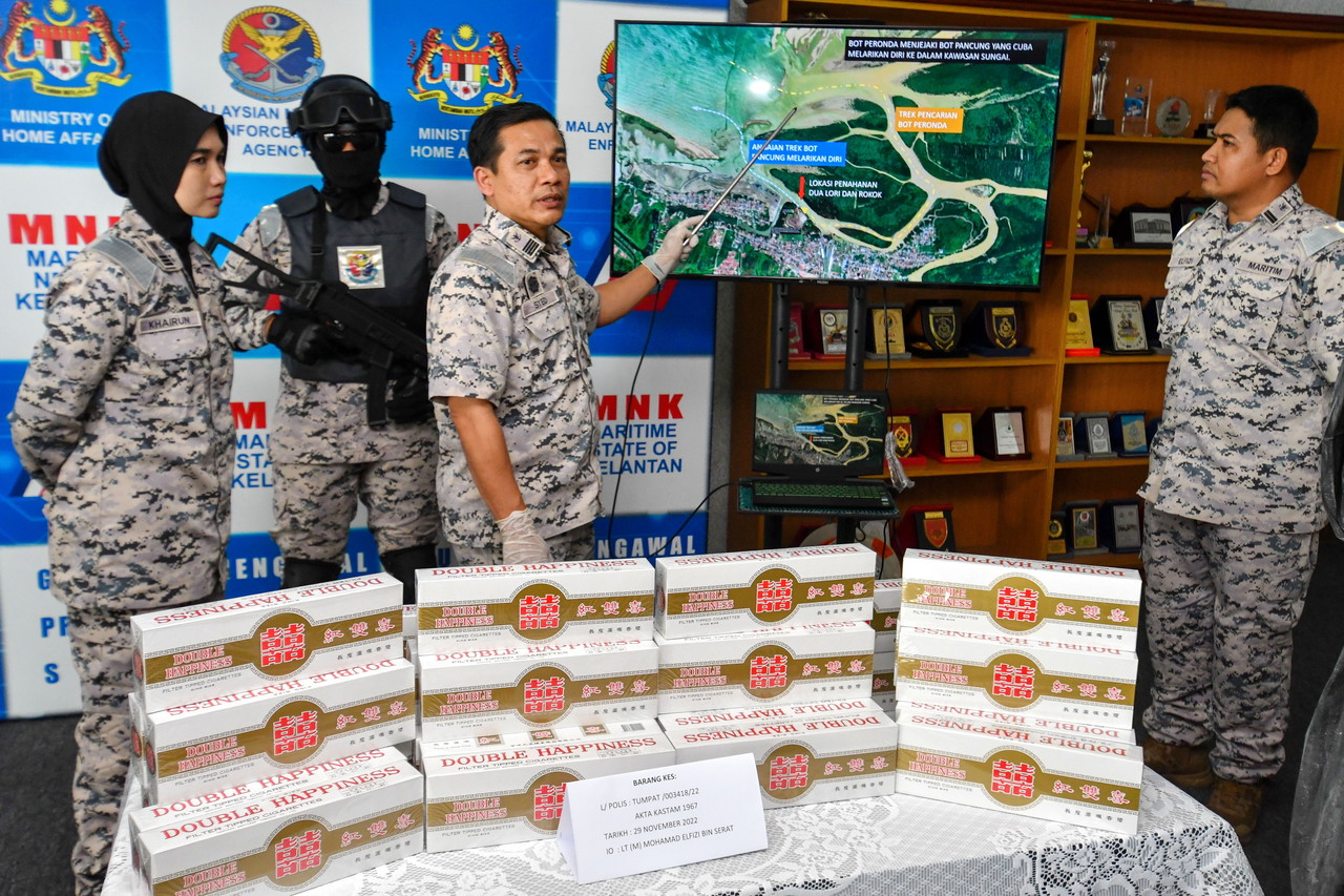 Kelantan MMEA seizes white cigarettes worth over RM1 mln in Tumpat